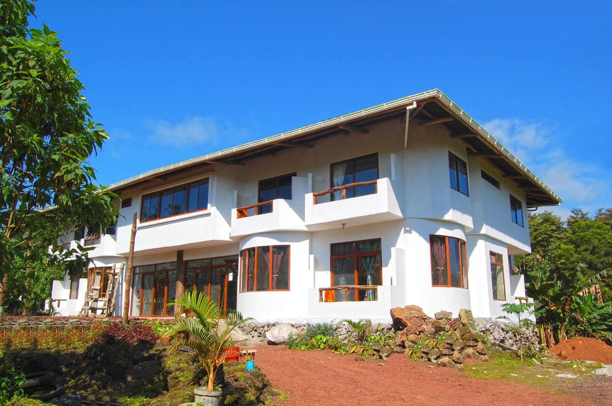 Casa Natura Galapagos Lodge Bellavista  Exterior photo